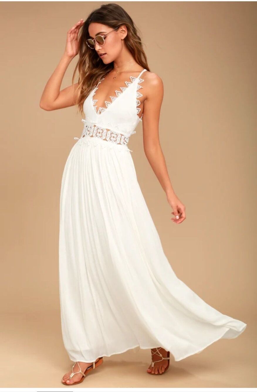 Lulus This is Love Wedding White Lace Maxi Dress NWT Size S